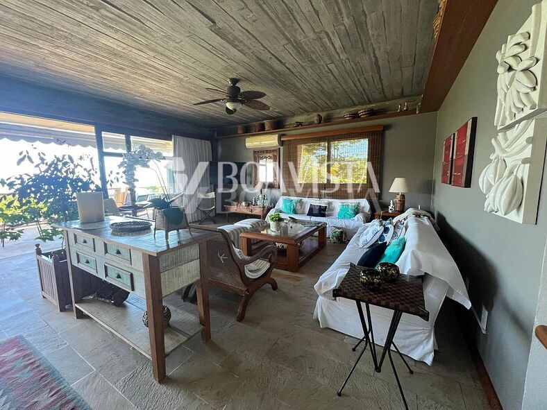 Incrível Apartametno de 559m² Frente ao Mar 3