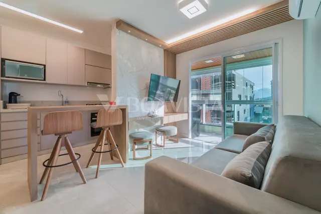 Apartamento mobiliado próximo ao mar e mobiliado à venda em Bombinhas