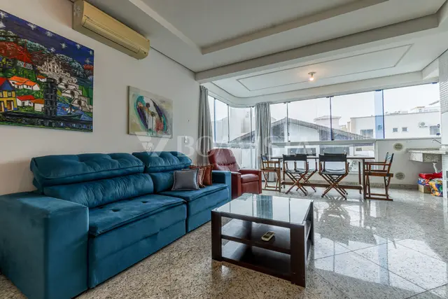 Cobertura Duplex Frente Mar com 3 Quartos (1 Suite) e Ampla Área de Lazer com Piscina Privativa em Bombinha