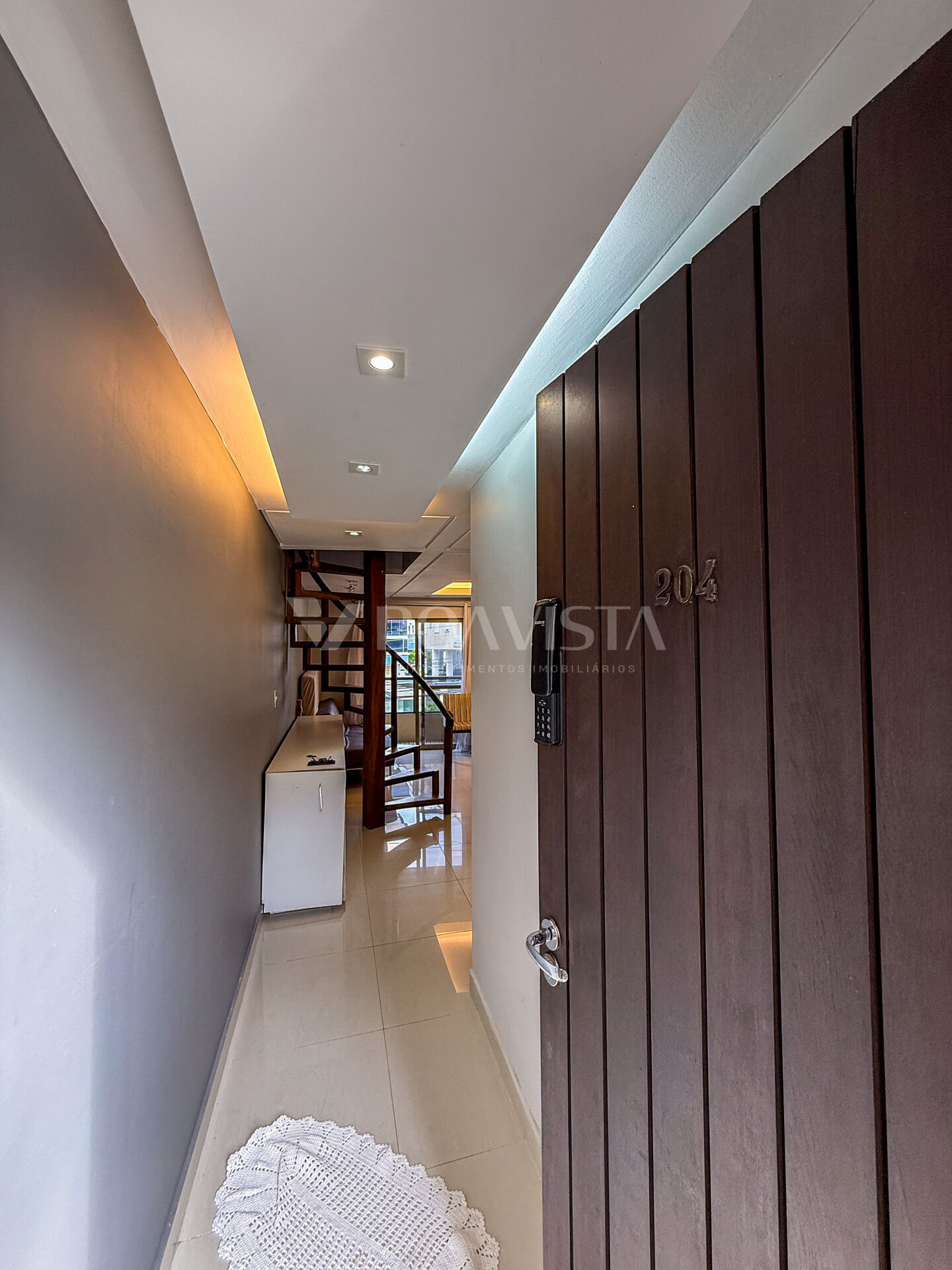 Apartamento à venda a 100m da praia, 2 quartos, 1 suíte, Bombinhas (Centro) - Bombinhas/SC 2