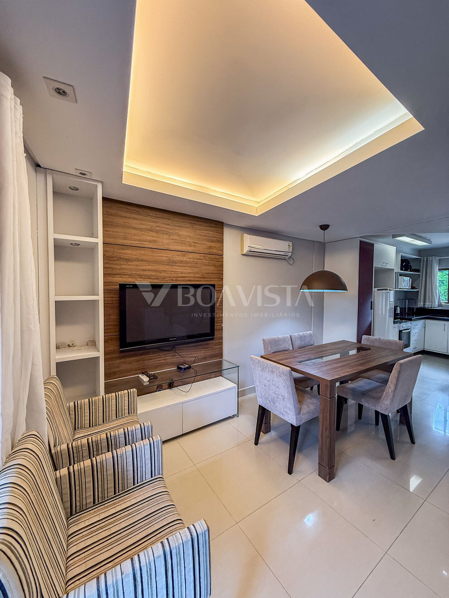 Apartamento à venda a 100m da praia, 2 quartos, 1 suíte, Bombinhas (Centro) - Bombinhas/SC 3