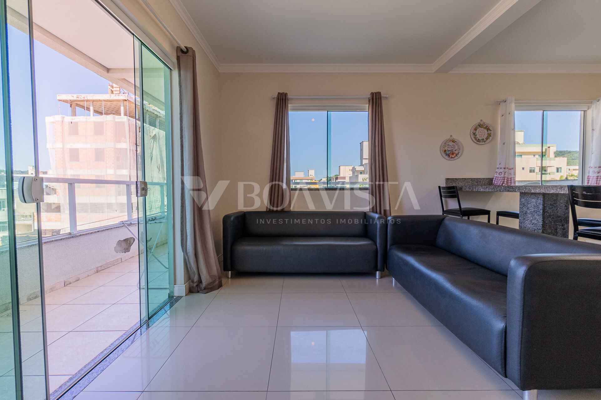 Apartamento Duplex à venda, 3 quartos, 1 suíte em Bombas, Bombinhas 2
