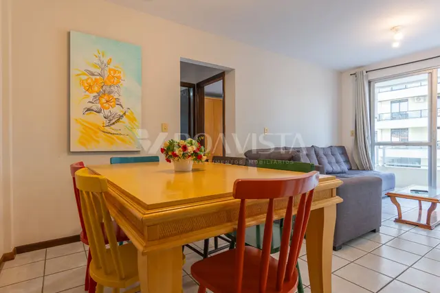 Apartamento  a 50 metros da praia em Bombinhas