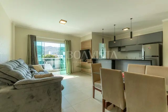 Apartamento à venda, 2 quartos, 1 suíte, 1 vaga, Bombas - Bombinhas/SC