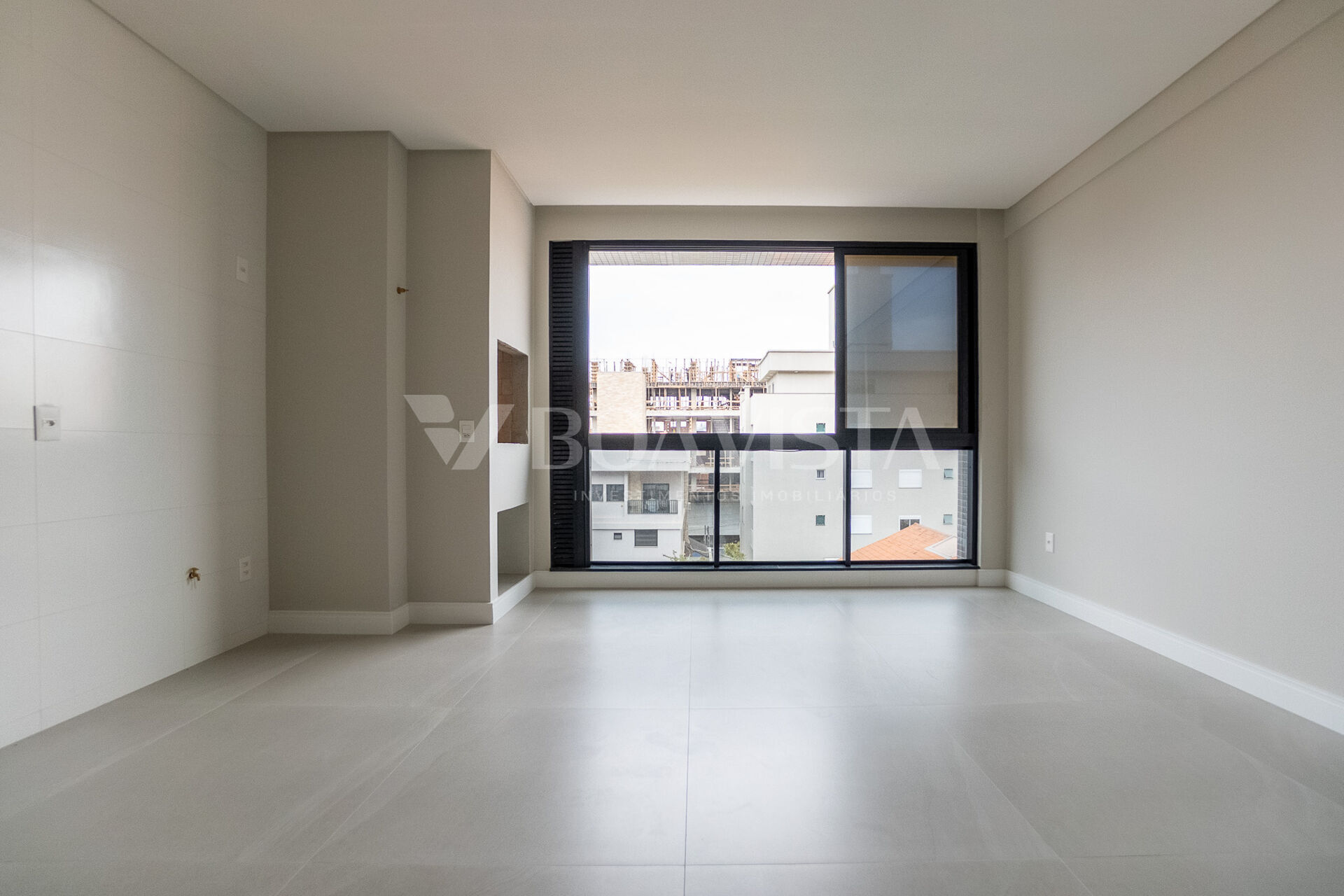 Apartamento Alto Padrão 3 Suítes Vista Mar em Bombas Bombinhas 2