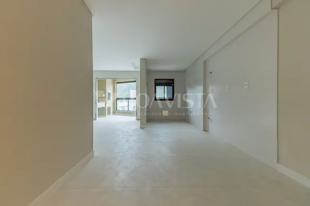 Apartamento Alto Padrão com Piscina - 2 suítes em Bombas - Bombinhas/SC