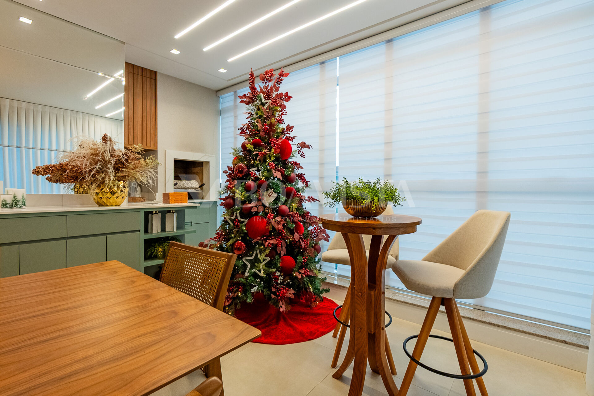 Apartamento de  Alto Padrão Proximo a Praia de Bombas 3