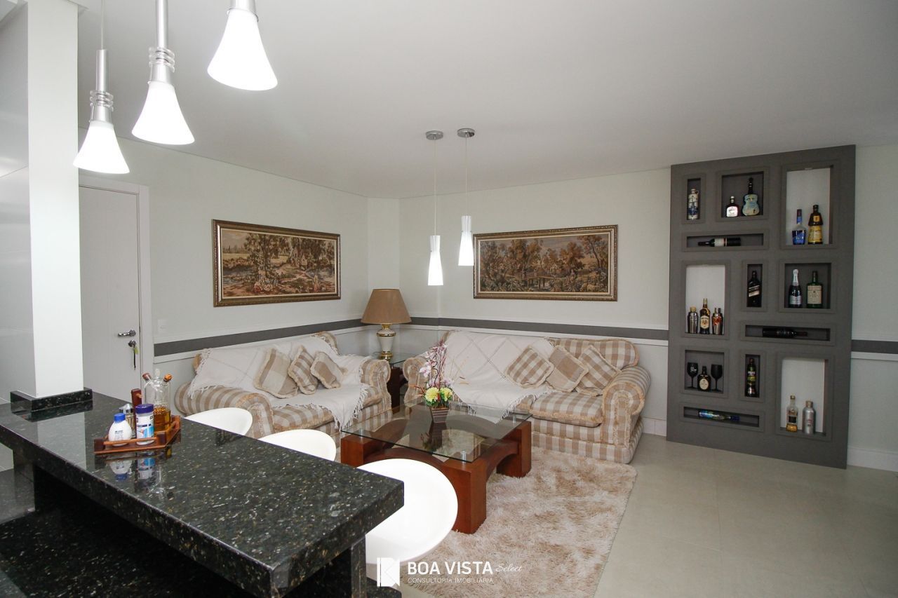Apartamento Alto Padrão — Centro 3