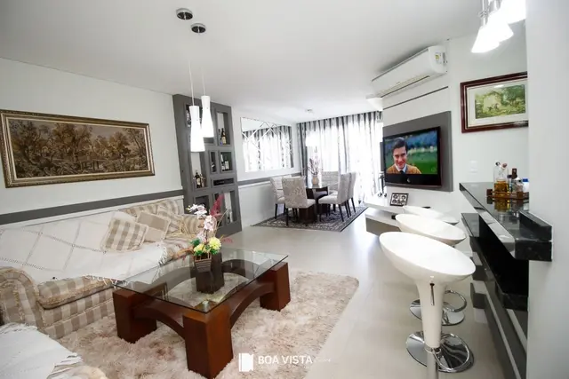 Apartamento Alto Padrão — Centro