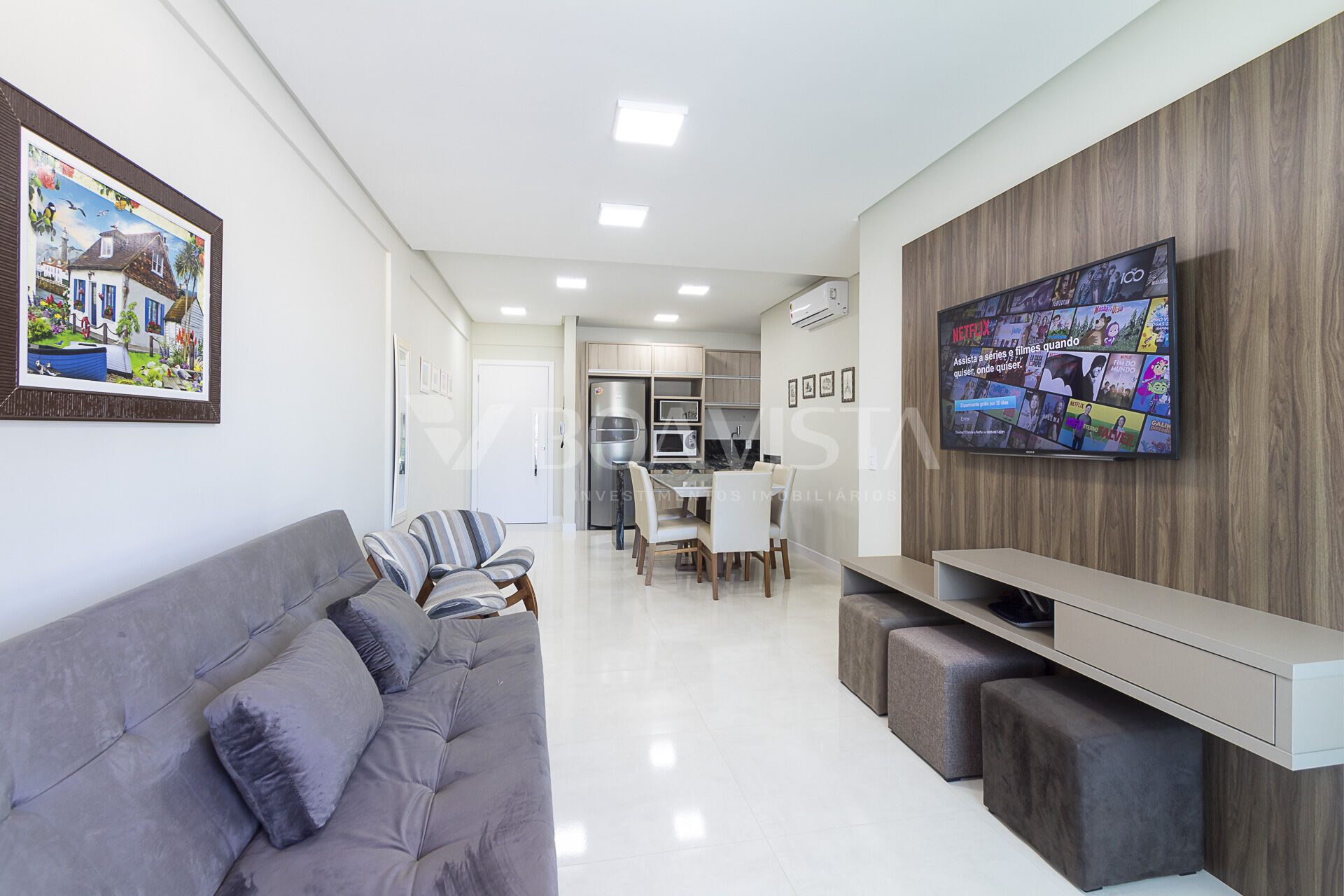 Apartamento à venda, 2 quartos, 1 suíte, 2 vagas em Bombas - Bombinhas/SC 3