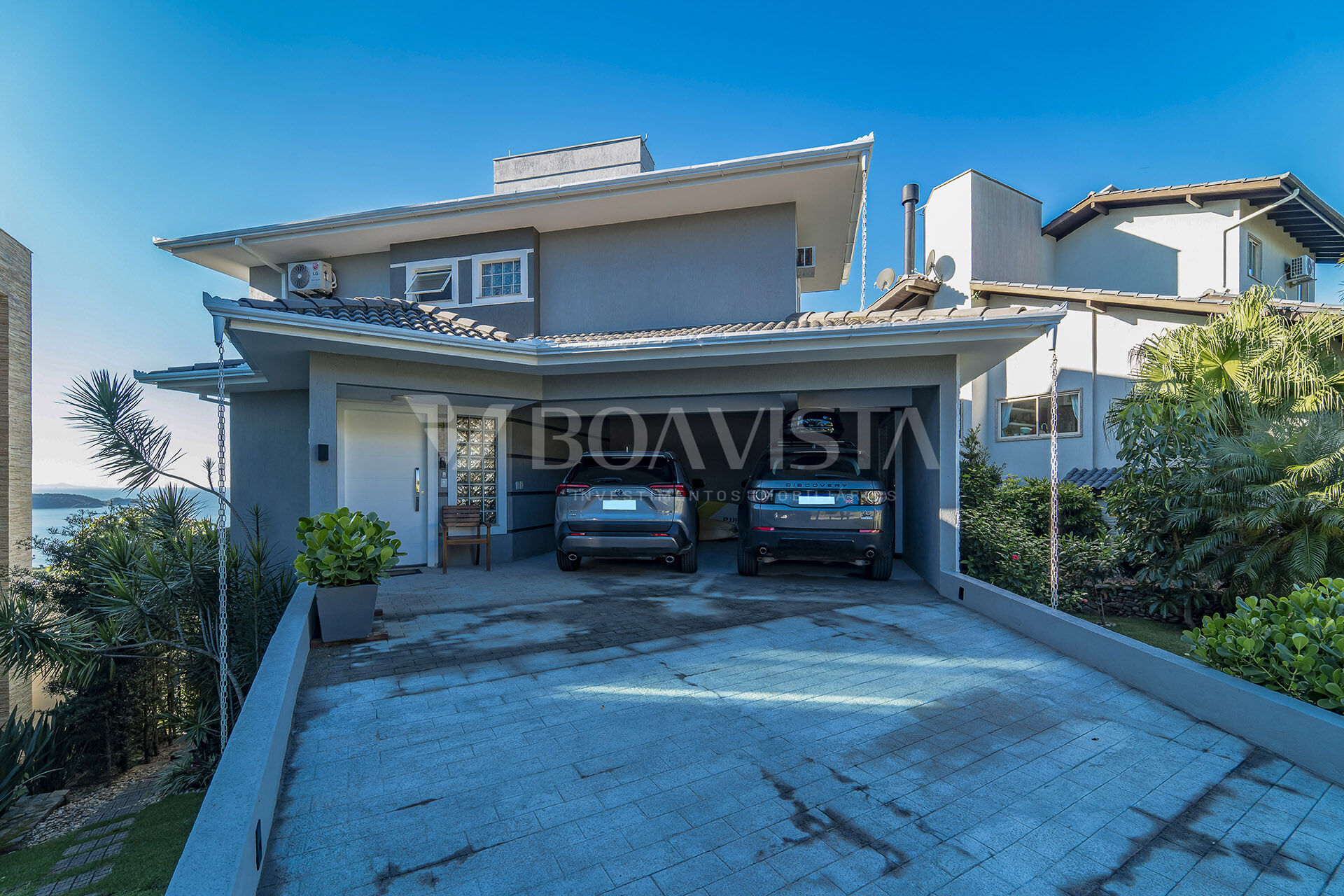 Mansão com Vista Panorâmica, 5 Suítes e Amenities Premium em Bombinhas 3