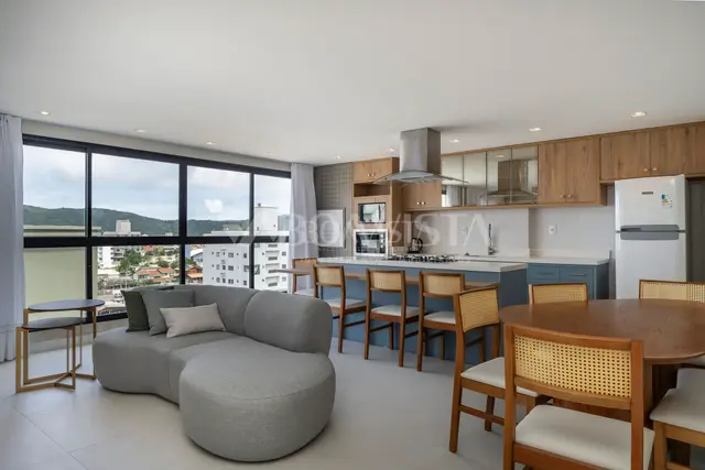 Apartamento Alto Padrão  na Praia de Bombas.