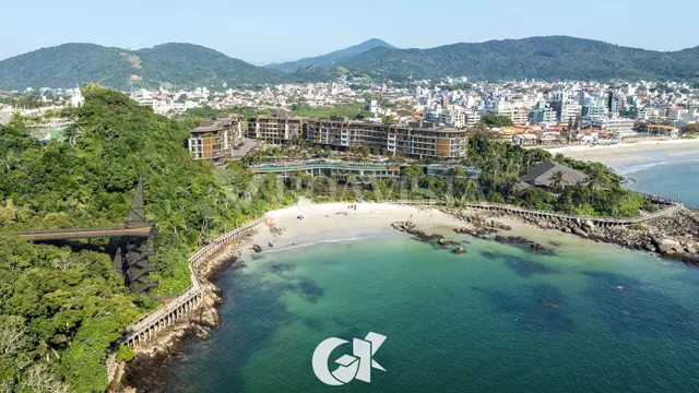 Apartamentos Exclusivos Frente a Praia do Ribeiro - Porto Ribeiro Village