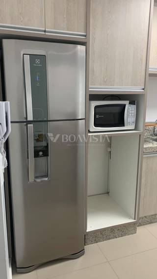 Apartamento mobiliado e decorado localizado na praia de Bombas. 6