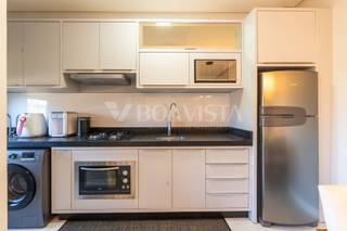 Apartamento mobiliado com piscina, academia e lazer próximo ao mar à venda em Bombinhas 5