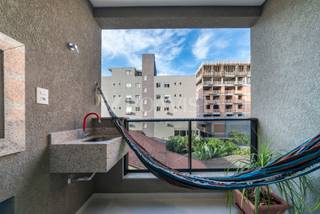 Apartamento (Flat) à Venda de Alto Padrão - 1 Quarto Com Piscina, Academia e Área Gourmet em Bombas, Bombinhas, SC 7