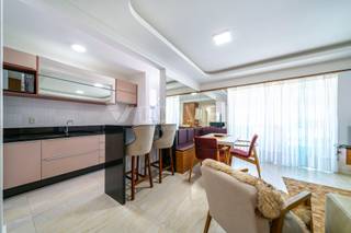 Apartamento à Venda com 2 Quartos (1 suíte) em Bombas, Bombinhas 4