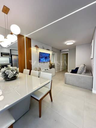 Apartamento Alto Padrão — Bombas 7