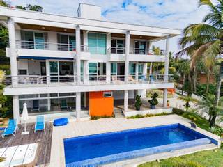 Residência de Luxo à Venda com Piscina e Vista Panorâmica em Bombinhas 7