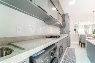 Apartamento de alto padrão exclusivo e mobiliado próximo ao mar à venda em Bombinhas 8