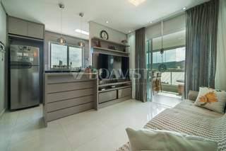 Apartamento com 03 suítes, a 100 metros da praia de Bombas 8