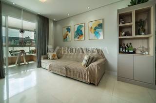 Apartamento com 03 suítes, a 100 metros da praia de Bombas 9