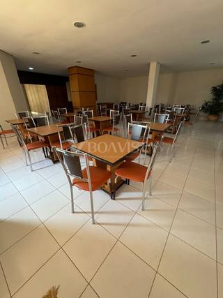 Apartamento de alto padrão localizado no Residencial Ilha da Madeira, em Arapongas. 7